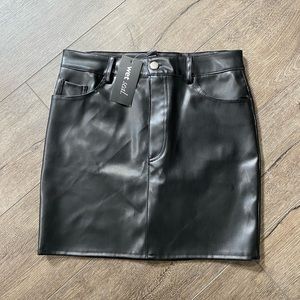 BNWT Black Vegan Leather Skirt Size SM